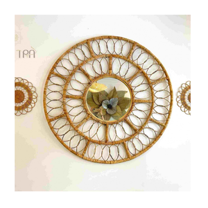 100% Miroir en rotin fabriqué à la main, petit miroir en rotin pour des appartements confortables avec un style bohème et une chaleur fabriqués au Vietnam - Product Image 4
