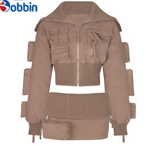 Ensemble jupe et veste pour femme, logo personnalisé, très populaire, veste multi-poches personnalisée avec bordure surdimensionnée, ensemble de sport personnalisé en 2 pièces - Product Image 2