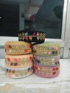 Tissu en dentelle brodée en gros pour vêtements de mode Fabricant de tissu en dentelle brodée sur mesure - Product Image 3