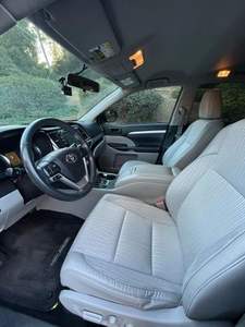 Toyota Highlander 2016 d'occasion en bon état, conduite à gauche - Product Image 2