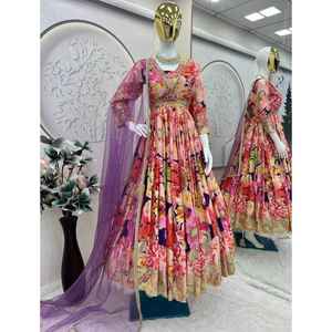 Nouvelle collection de salwar kameez de créateur Zain Exports, vêtements de fête, style moderne réversible, toutes saisons, look magnifique - Product Image 1