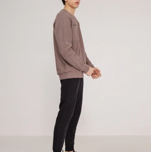 T-shirt à manches longues pour hommes T-shirts à manches longues pour hommes Sweat-shirt respirant teint en marron patch de poche personnalisé - Product Image 4