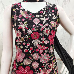 Georgette à fleurs lourdes de qualité supérieure avec séquence vêtements indiens et pakistanais - Product Image 2