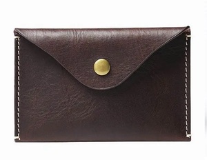 Monedero de Cuero Ecológico con Estampado de Leopardo, Cierre de Botón, Correa de Cadena Desmontable, Tamaño Personalizado, Alta Calidad, Duradero, Promocional - Product Image 6