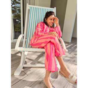 Conjunto de Pijama de Algodón con Rayas de Algodón de Azúcar para Mujer, ODM, Transpirable, Modal con Spandex, Logotipo Personalizado, Estilo Casual para el Hogar, Cierre de Cintura Elástica - Product Image 2