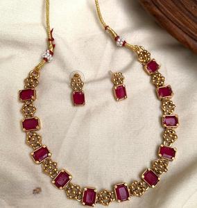 Collier plaqué or de créateur avec boucles d'oreilles pour mariage pour femme - Product Image 2