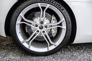 Offre exceptionnelle : McLaren 12C Spider d'occasion 2013, propre et prête à être expédiée - Product Image 6