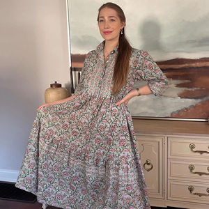 Robe longue imprimée à l'aspect élégant extrêmement design pour les femmes de fête à la plage portant des tenues de fête de plage droites et élégantes - Product Image 1