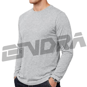 T-shirt uni à manches longues pour homme, coupe moderne, toucher doux, pour un usage quotidien, ambiance fraîche, style affirmé, design actif, prêt à porter, conçu pour les professionnels - Product Image 3