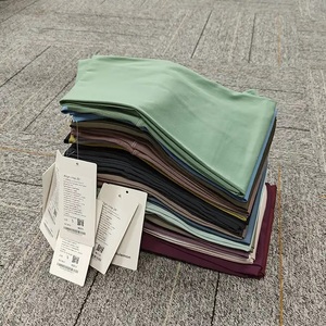 Vente en gros collants d'exercice de gymnastique pantalons de yoga personnalisés pour femmes vêtements de sport taille haute froissés leggings en molleton antibactérien - Product Image 5