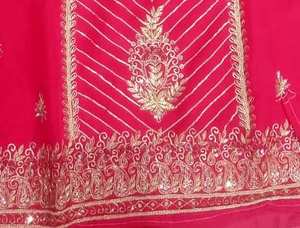 Designer moderne non cousu brodé à la main indien mode avant costumes pour femmes matériel en organza pour les fêtes de style traditionnel - Product Image 3