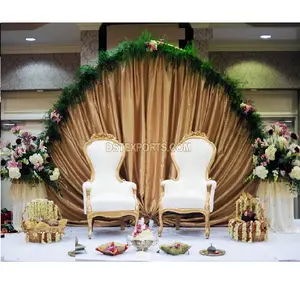 Engagement Ceremony White Gold Bride Groom Chairs Designer Wedding Chairs for Bride Groom Gold Plated Throne Chairs for Wedding