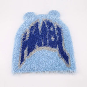 Bonnets d'hiver personnalisés logo brodé tricotés chauds en acrylique chapeaux à revers unisexe sports de plein air streetwear décontracté - Product Image 5