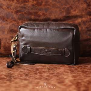 Sac pochette en cuir véritable de qualité supérieure en cuir de vachette souple avec un design simple pour un usage quotidien d'Indonésie - Product Image 2