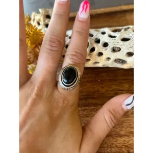 Anillo de Ónix Talla 6, Hecho en Navajo, Platino, Geométrico, Joyería Hiphop - Product Image 2