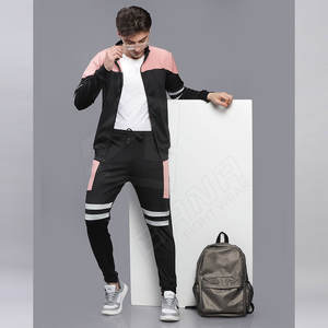 Meilleur Design Ensemble Survêtements d'Entraînement Sportif pour Hommes Séchage Rapide Personnalisable Vêtements de Jogging Uni avec Logo Imprimé - Product Image 6