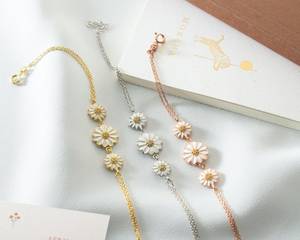 Gold Daisy <b>Bracelet</b> <b>For</b> Women Handmade Flower <b>Bracelet</b> Dainty Silver White Daisy Chain <b>Bracelet</b> <b>For</b> Kids Gift Her - Product Image 1