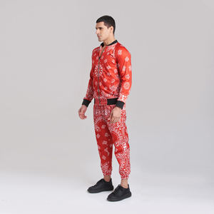 Survêtement de mode en gros, imprimé par sublimation, OEM ODM, streetwear décontracté, tissu respirant, extensible dans les quatre sens, toucher doux - Product Image 4