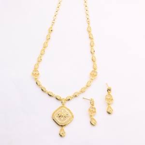 Collier traditionnel en cuivre plaqué or en laiton Chapado En Oro formant un cadeau de mariage de style pour les femmes bijoux traditionnels spéciaux - Product Image 1