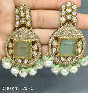 Boucles d'oreilles Mehandi Mossiniate Kundan SKU 5070 TO - Product Image 2