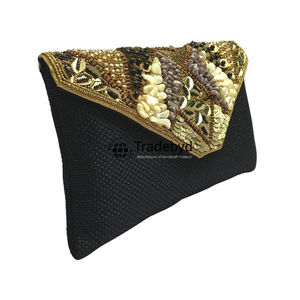 Tradebyd Sac à main brodé élégant et fait à la main pour les mariages et les cadeaux Fermeture à glissière Fonction douce - Product Image 2