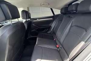 SUV 2023 con Tracción en las Cuatro Ruedas, Interior Claro, Combustible Híbrido, Neumáticos R18, Asientos de Cuero Automáticos, ACC Trasero, Techo Solar Panorámico Izquierdo - Product Image 2