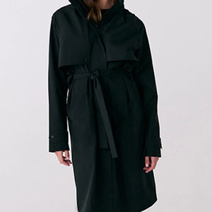 Trending Outdoorwear Breathable Windbreaker Jacket For <b>Women</b> Stylish <b>Lightweight</b> Travelwear Jacket With Customize Logo - Product Image 1