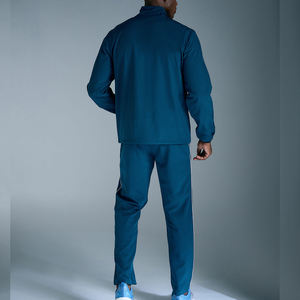 Survêtement d'hiver personnalisé en nylon et polyester Ensemble deux pièces de jogging résistant à la chaleur Ensemble deux pièces coupe-vent pour hommes Survêtement - Product Image 3