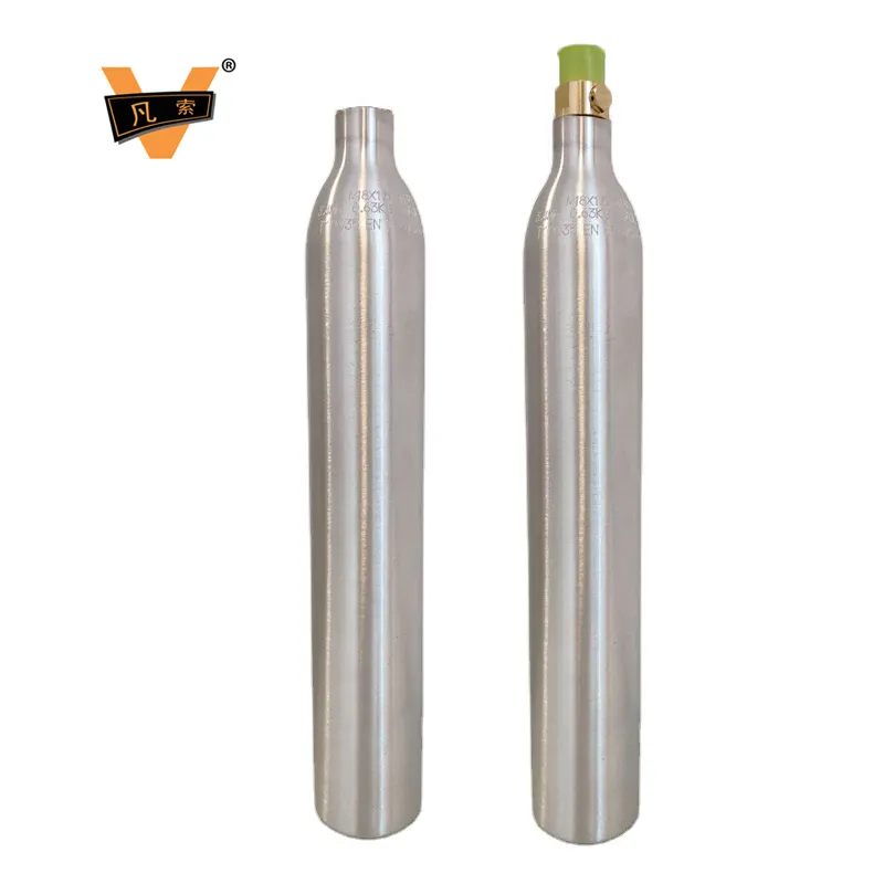 Venta caliente bebida 0.6L dióxido de carbono aluminio Soda Co2 cilindro botella para chispas fabricante de agua