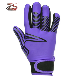 Gants de football gaélique personnalisés à la mode confortables et respirants en cuir Latex bas prix conception extérieure votre propre impression gaélique - Product Image 3
