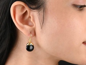 Boucles d'oreilles en onyx noir poli 8-10 mm, pendantes en forme de goutte d'eau plaquées or avec crochet à capuchon doré, bijoux unisexe pierre de naissance - Product Image 6