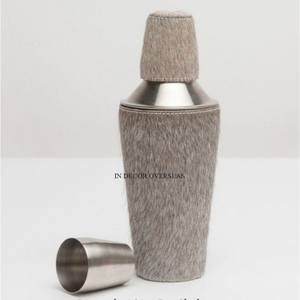 Shaker à Cocktail fait poli brillant argenté en acier inoxydable d'aspect élégant de fantaisie pour des fournitures de Barware de maison et d'hôtel de l'Inde - Product Image 1