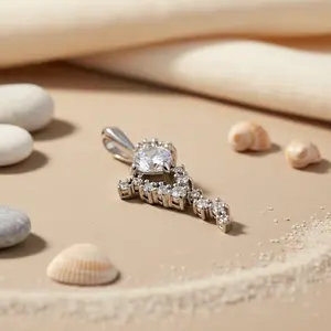 Collar de Moda para Mujer con Colgante de Oro Blanco y Circonita Cúbica, Plata 925 con Baño de Rodio, Patrón Geométrico, Cadena de Caja, Joyería Moderna - Product Image 1