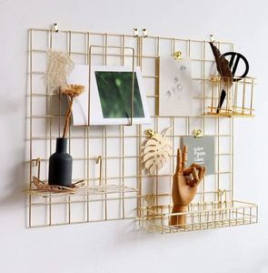 Étagère murale décorative de la meilleure qualité pour la décoration intérieure avec revêtement en poudre noire et trois niveaux - Product Image 2