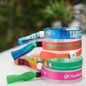 Braccialetti Promozionali Personalizzati Odette, Gadget Personalizzabili per il Branding Aziendale - Product Image 3