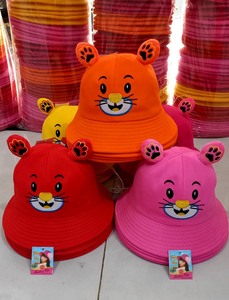 หมวกบักเก็ตโพลีเอสเตอร์/ คอตตอนใช้ได้ทั้งชายและหญิงปักผ้ากำมะหยี่หลายสีปรับสายรัดป้องกันแสงแดดสำหรับฤดูใบไม้ผลิฤดูร้อน - Product Image 3