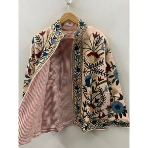 Veste en coton brodée au point Crewel motif fleurs sauvages ivoire, artisanale de Jaipur, écologique, style Prairie Chic Garden Manuscript - Product Image 4