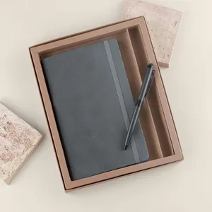 Set Regalo Personalizzato per Ufficio con Taccuino e Penna per Prendere Appunti e Stimolare la Creatività - Product Image 2