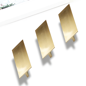 Poignée d'armoire en alliage d'aluminium doré brossé de style minimaliste moderne pour la cuisine, la salle à manger et la commode-pour la chambre à coucher - Product Image 4