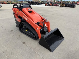 Chargeuse compacte sur chenilles Kubota SCL1000 de 1 tonne avec moteur de 25 CV pour la construction, l'agriculture et l'aménagement paysager - Product Image 5