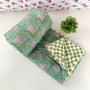 Couverture de lit en coton 100% bohème hippie, motif floral, taille Queen, Razai - Product Image 1