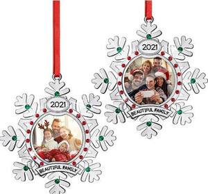 Couronnes en métal personnalisées faites à la main de haute qualité belles guirlandes de Noël gravées pour les fêtes - Product Image 1