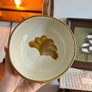 Taza de Café de Cerámica Pintada a Mano con Diseño de Hoja de Ginkgo, Asa Marrón, Estilo Vintage, Capacidad de 201-300 ml, Reutilizable - Product Image 5