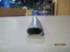 APLUS C1617ZA-18000 Anillos de Alambre de 16GA y 17MM para Cercas y Jaulas de Pollo, 18000 Piezas/Caja, Hierro Galvanizado, Embalaje en Caja de Cartón - Product Image 4