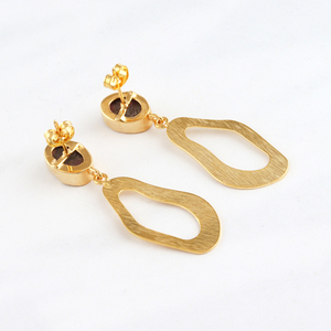 ต่างหูเม็ดเดี่ยวควอตซ์เชอร์รี่ดิบธรรมชาติ,ต่างหูแบบขัดทองต่างหูพลอยดิบไม่เจียระไน - Product Image 4