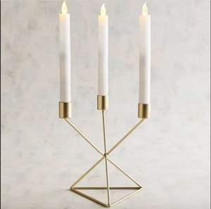 Soporte cónico de metal duradero con acabado pulido para una decoración de mesa elegante y un diseño interior elegante - Product Image 4