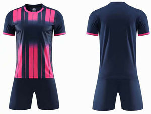 Maillot de football personnalisé orange à manches courtes avec short noir 100% polyester respirant Ensemble de football complet - Product Image 6