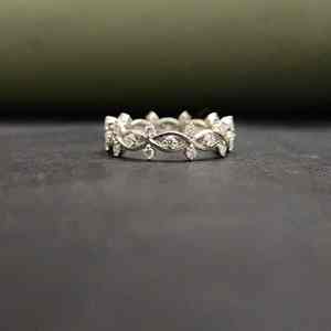 Anillo de Compromiso Adorable Charm DOPE JEWELLS DLR-0096 de Oro Sólido de 18 Quilates con Piedra Natural, Certificado IGI, Unisex para el Día de Compromiso - Product Image 2