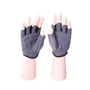 Gants de fitness et de gymnastique avec logo personnalisé de haute qualité Meilleur matériau Nouveau style Bon marché Vente en gros par Bon fabricant pour les sports de plein air - Product Image 2