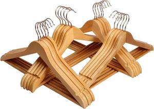 Cintres en bois personnalisés avec logo, cintres en cèdre pour magasin de vêtements - Product Image 5